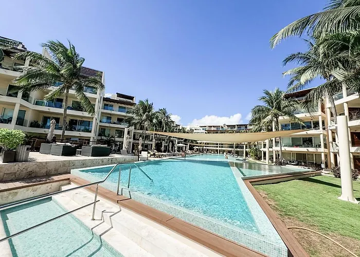 The Elements Beachfront Apartamento Playa del Carmen