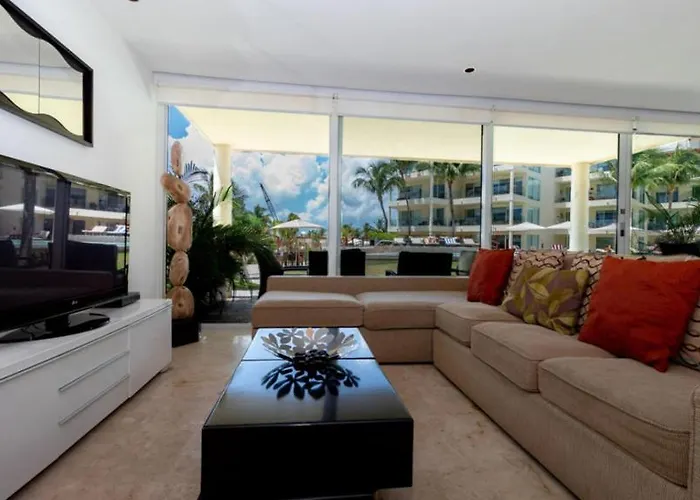 The Elements Beachfront Apartamento